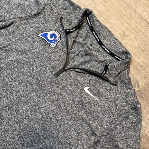 •NIKE• LA RAMS LONG SLEEVE PULLOVER - Picture 5 of 5